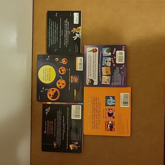 NWT: 5 Halloween Board Books (Never Read) - Picture 2 of 4
